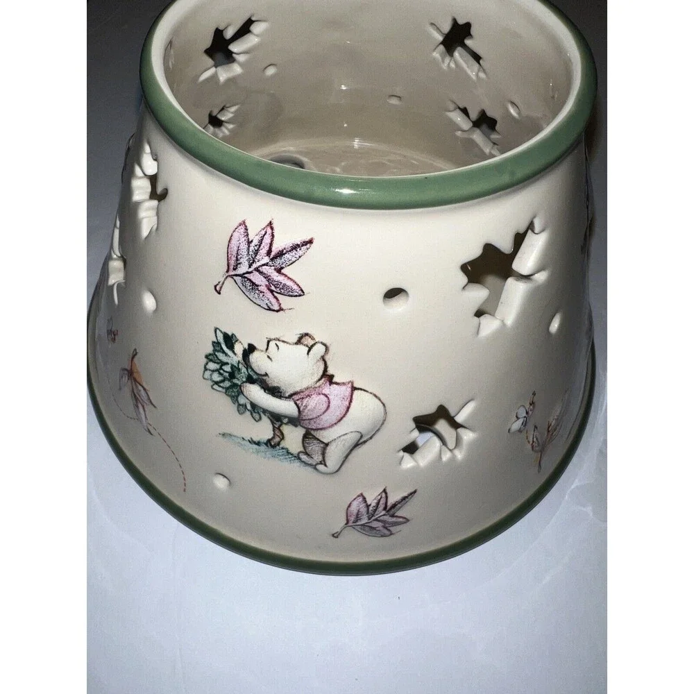 Disney Parks Winnie the Pooh & Friends Ceramic Jar Candle Lamp Shade Topper Only
